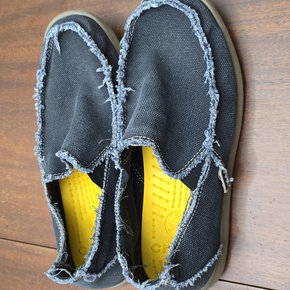 CROCS Frayed Edge Slip-On Shoes - Dark Gray Navy and Yellow Men's 8 Like New - Picture 3 of 6